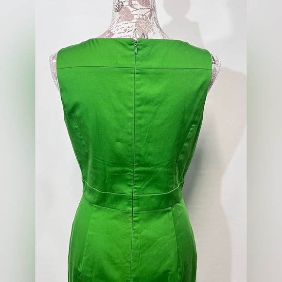 🛍️ALEX MARIE Kelly green sleeveless sheath dress size 6. - Picture 5 of 13